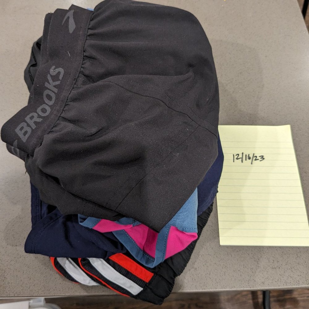 Women's athletic shorts and shirts (size S)